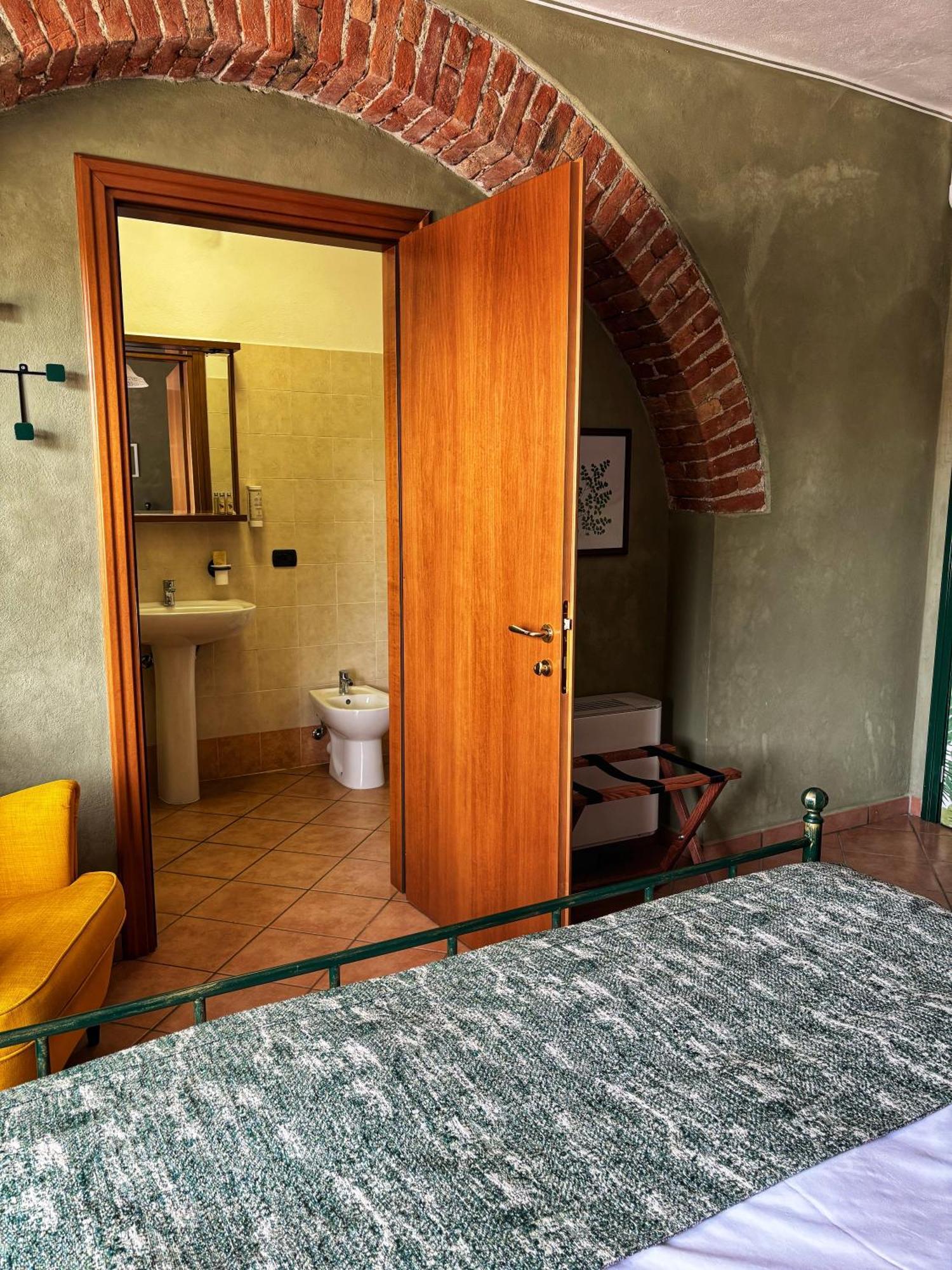 Cossano Belbo Agriturismo Tenuta San Giuseppe מראה חיצוני תמונה